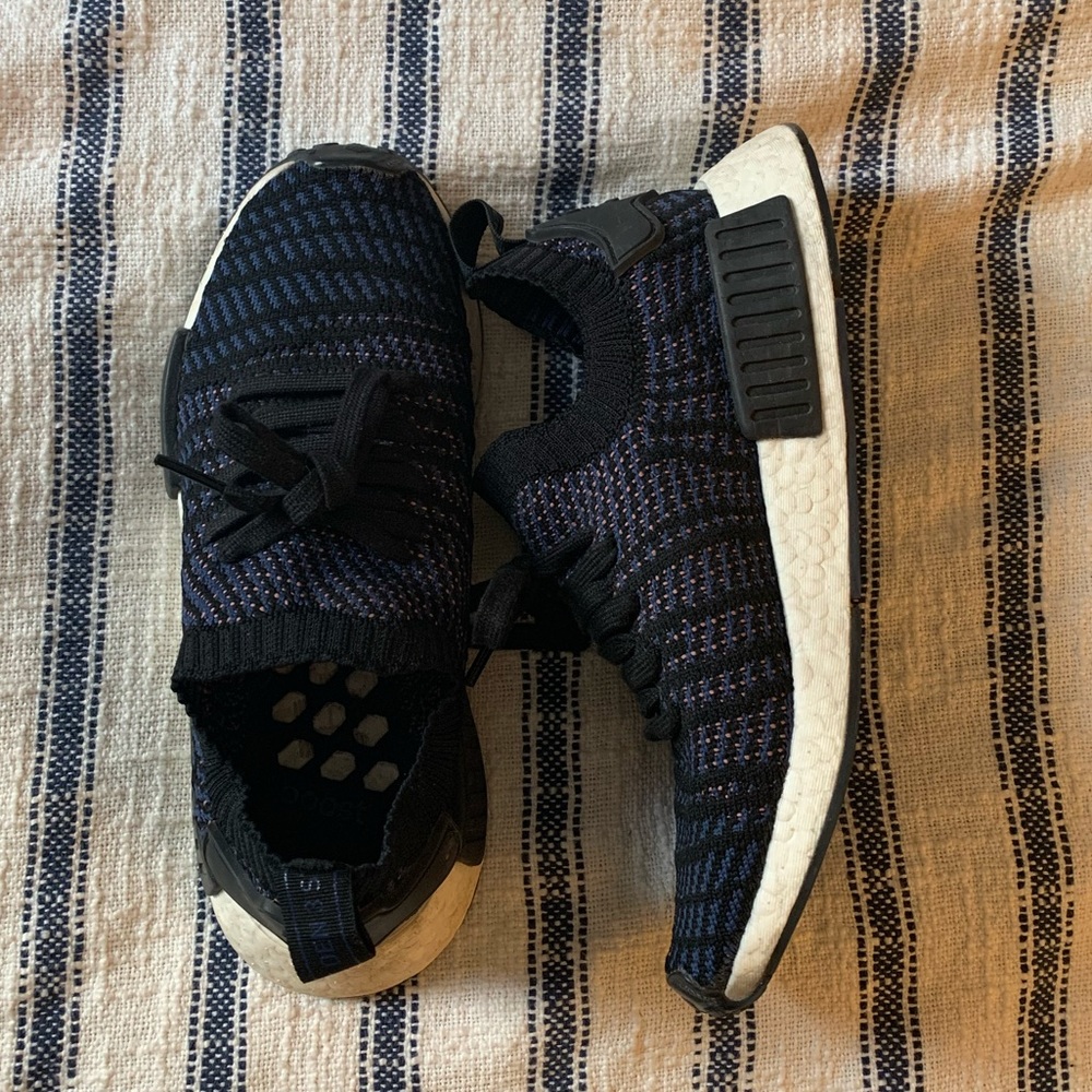 Adidas NMD R1 STLT Primeknit shoes Size 7.5